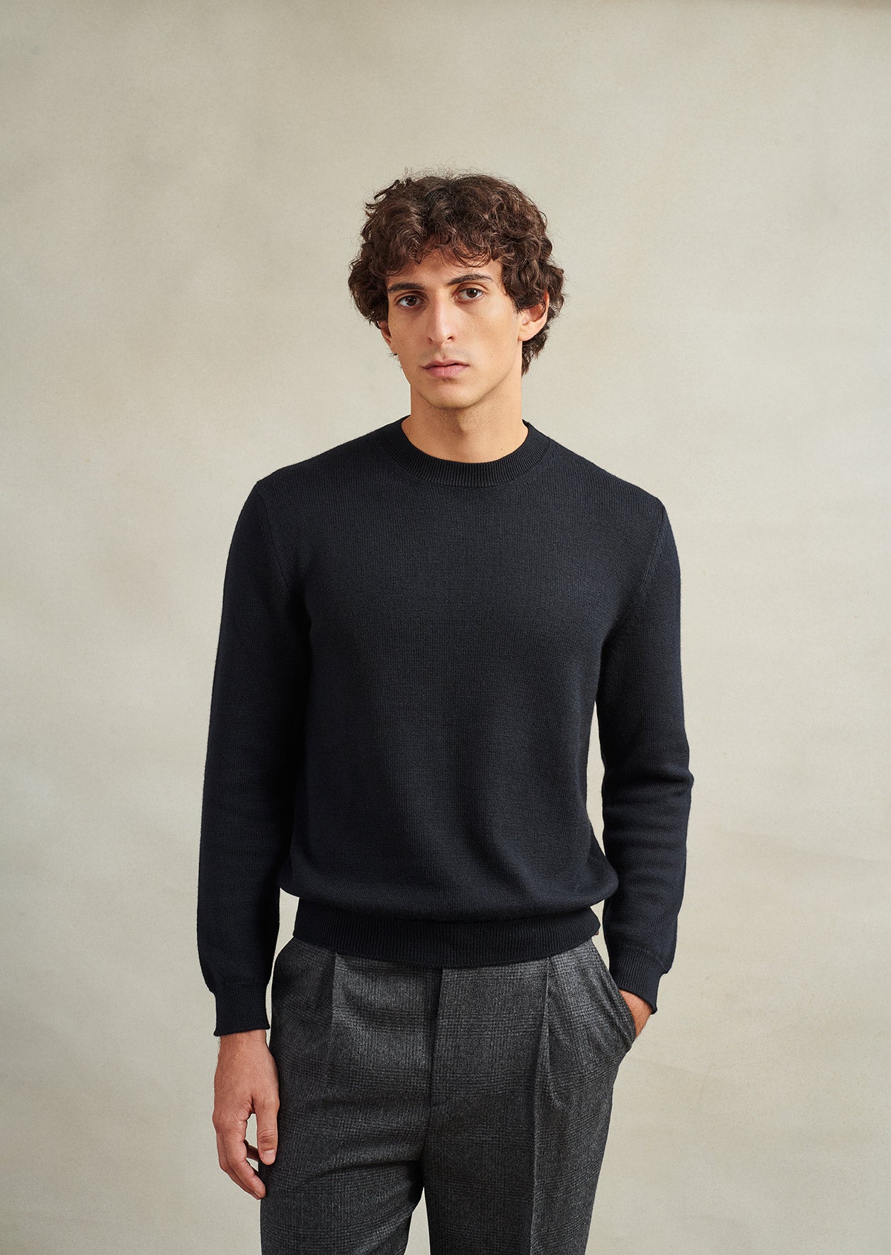 Long sleeve knit
