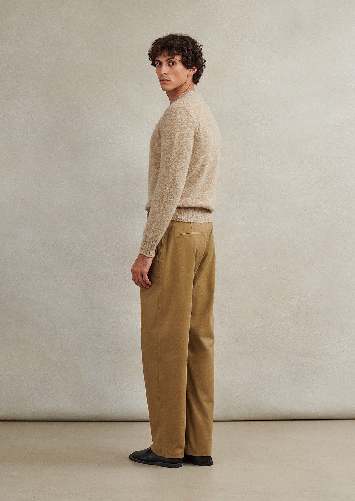 Balloon trousers