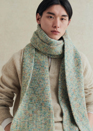 Knitted scarf