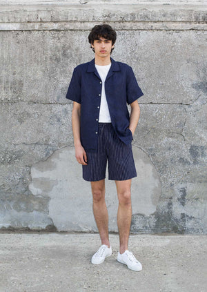 Short À Taille Élastiquée