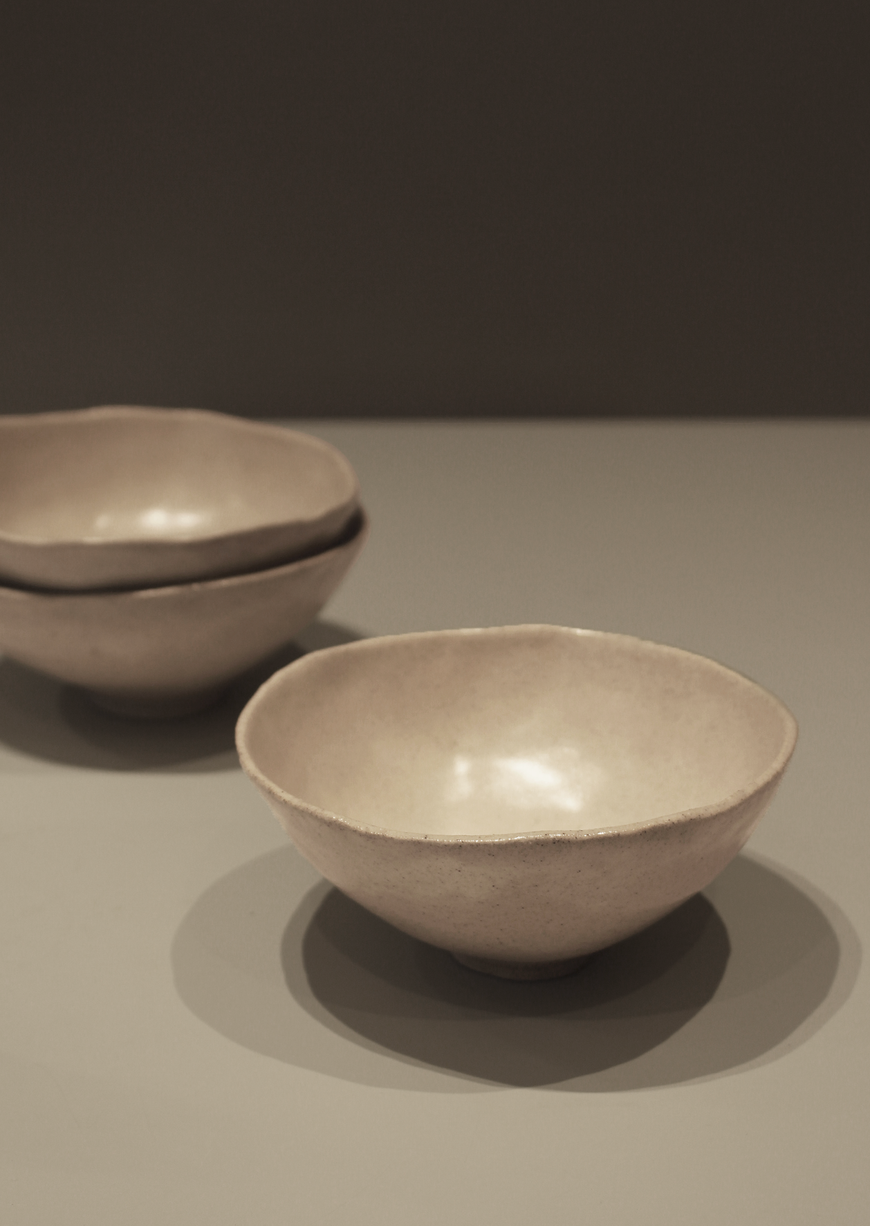 Medium-sized ceramic bowl